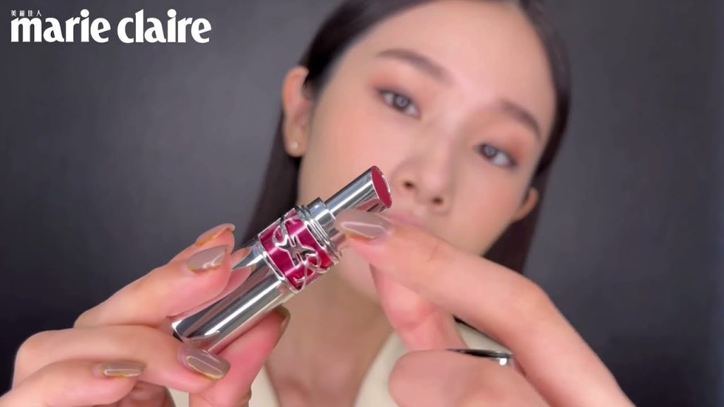 YSL 2022全新「情挑誘吻晶亮蜜唇膏」,加倍護唇配方+蜜糖質地,打造純慾光澤唇