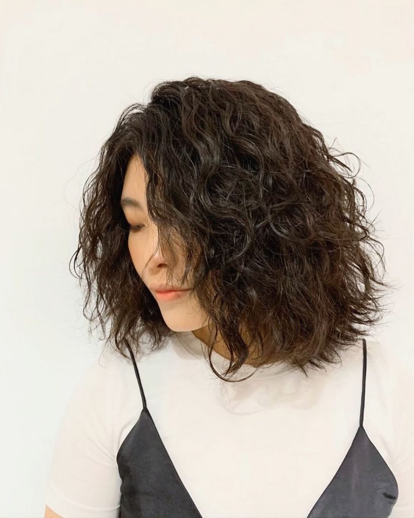 #蓬鬆
#顯瘦小臉
#綁不綁都好看
#髮型不再被髮量受限
#羊毛捲不一定要長髮
…