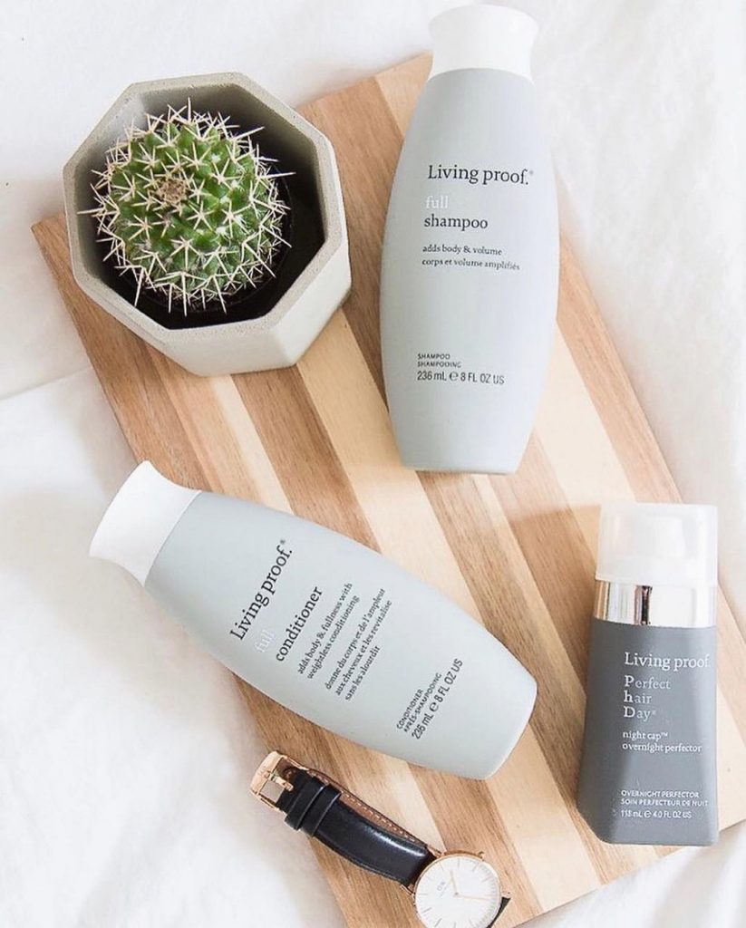 #喜歡今天的天氣來推薦愛物
細軟髮的你雖然常常被稱讚髮質好
但每天都在崩潰:
…