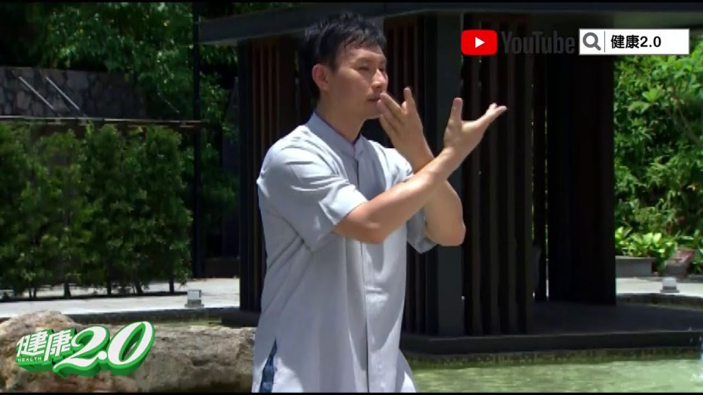 1招按摩五臟六腑! 「運轉太極」暢通經脈扭轉身體提升臟腑機能