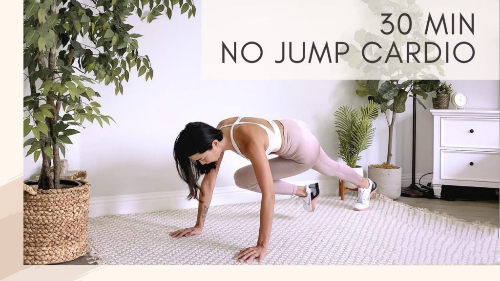 30分鐘無跳耀、不需器材運動居家有氧|在家運動不用怕吵到樓下鄰居了! 孕婦也能練唷!