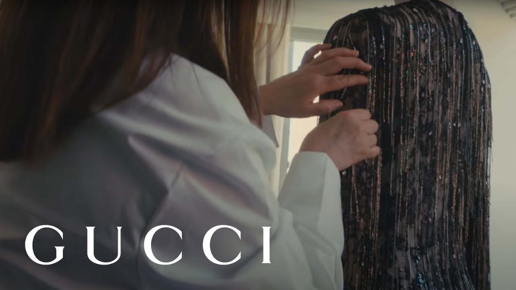 為達科塔·約翰遜的 Met Gala 做好準備