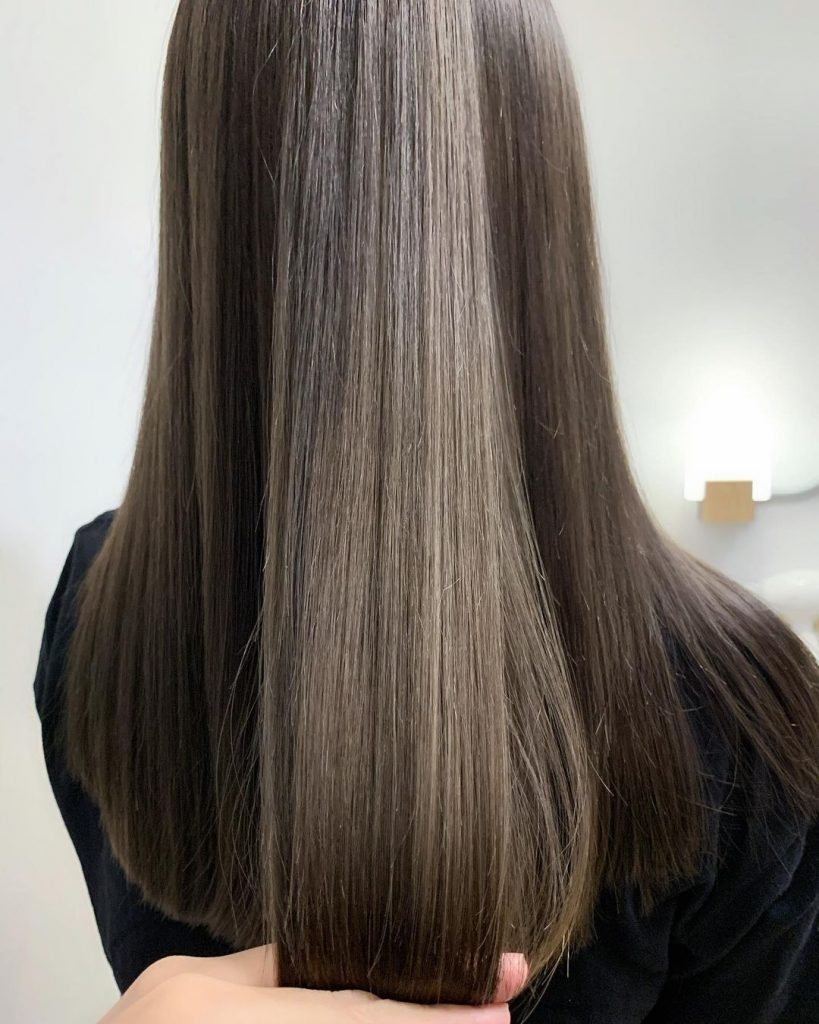 無濾鏡光澤我驕傲。
#iPhone12前鏡頭拍攝
#曼達特調 #太空護髮僅僅吹乾…