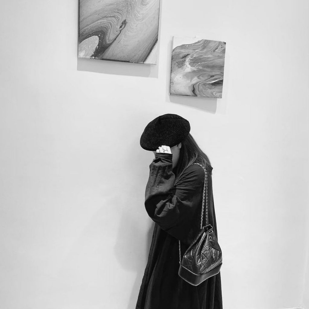 如果心中只有憤恨
也沒有更多的空間與機會去感受愛了
只有嘗試打開自己心房
讓愛重…