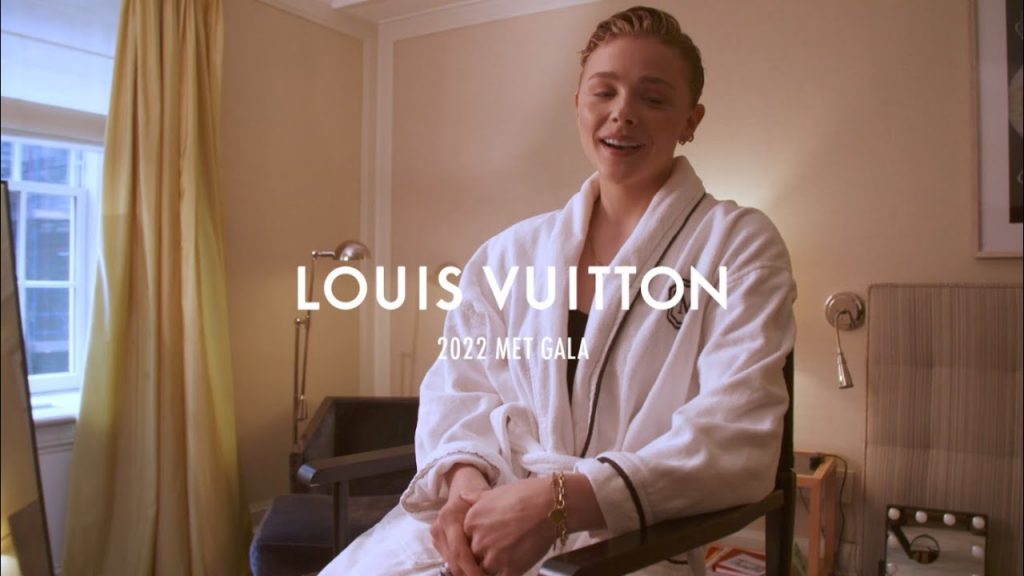 與 Chloë Grace Moretz 一起為 Met Gala 做好準備