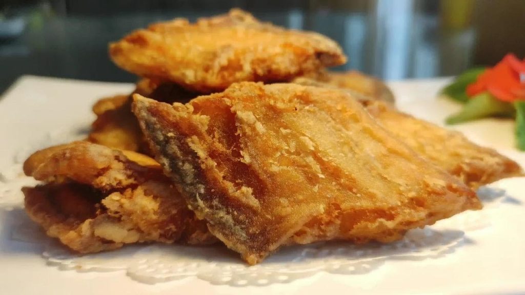 【乾炸帶魚】用澱粉還是麵粉?教您做法和技巧,外酥里嫩,真好吃