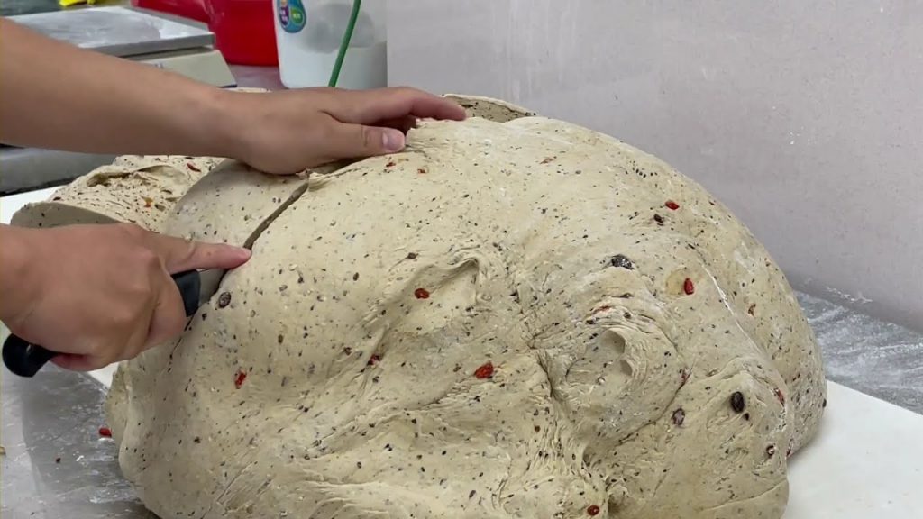 老麵雜糧饅頭,芋頭饅頭大量製作/Multigrain nuts steamed buns, taro steamed buns making skills-台灣街頭美食-台灣傳統美食