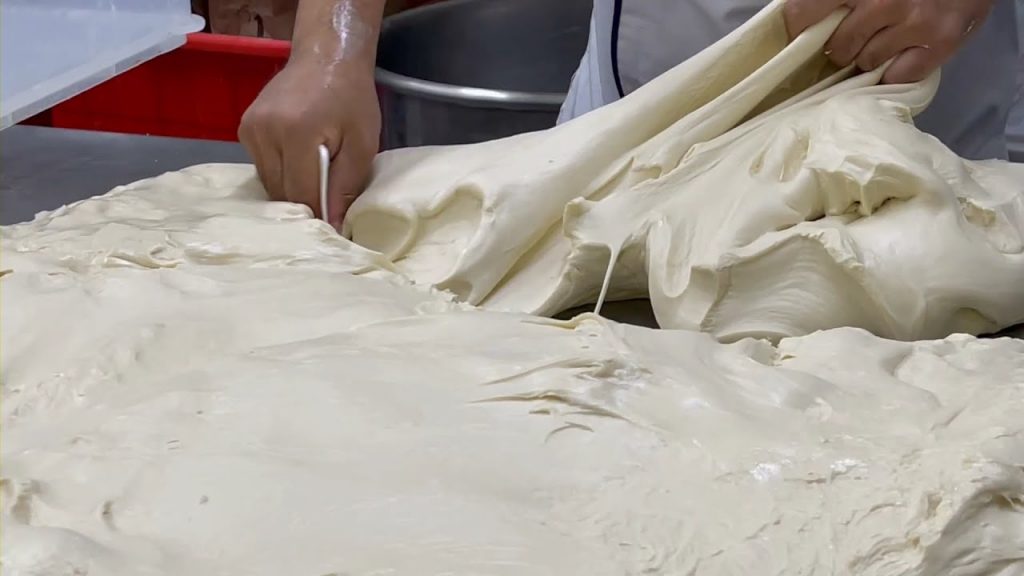 萌度破表,夢幻唯美富士山生乳吐司,磅蛋糕製作/Japanese Soft White Bread, Mount Fuji Bread Making Process-台灣街頭美食