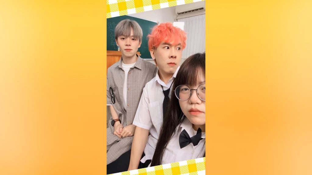 救護車鳴笛聲三重唱🤣! Ambulance siren sound.【黃氏兄弟】#shorts #shortsTW