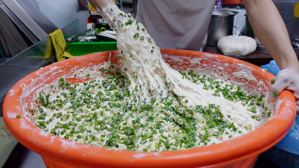 炸麵包棒三明治、紅豆餅、蔥油餅 / 埔里咸油條、蔥油餅、紅豆酥餅-台灣街邊小吃