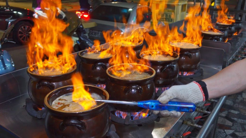 Use 500 bottles of rice wine in one day! Sesame Oil Mutton Soup Making/一天用掉500瓶米酒! 老字號藥膳羊肉爐, 純到發爐