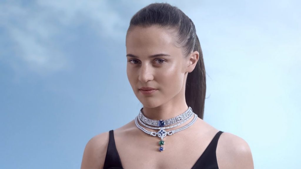 艾麗西亞·維坎德 (Alicia Vikander) 的勇敢高級珠寶 | 路易威登