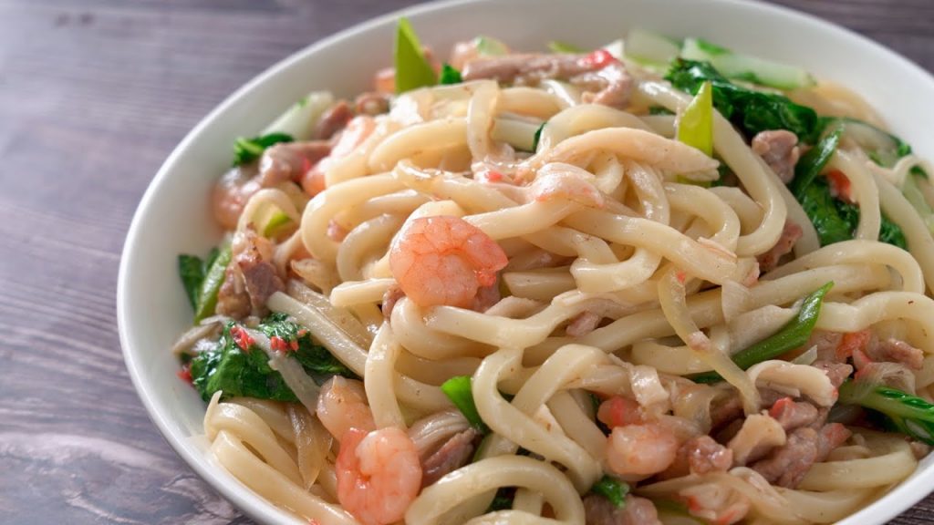 【1mintips】熱騰騰烏龍麵,怎麼炒,才能入味不糊不爛?經典烏龍麵,大廚一教就會!