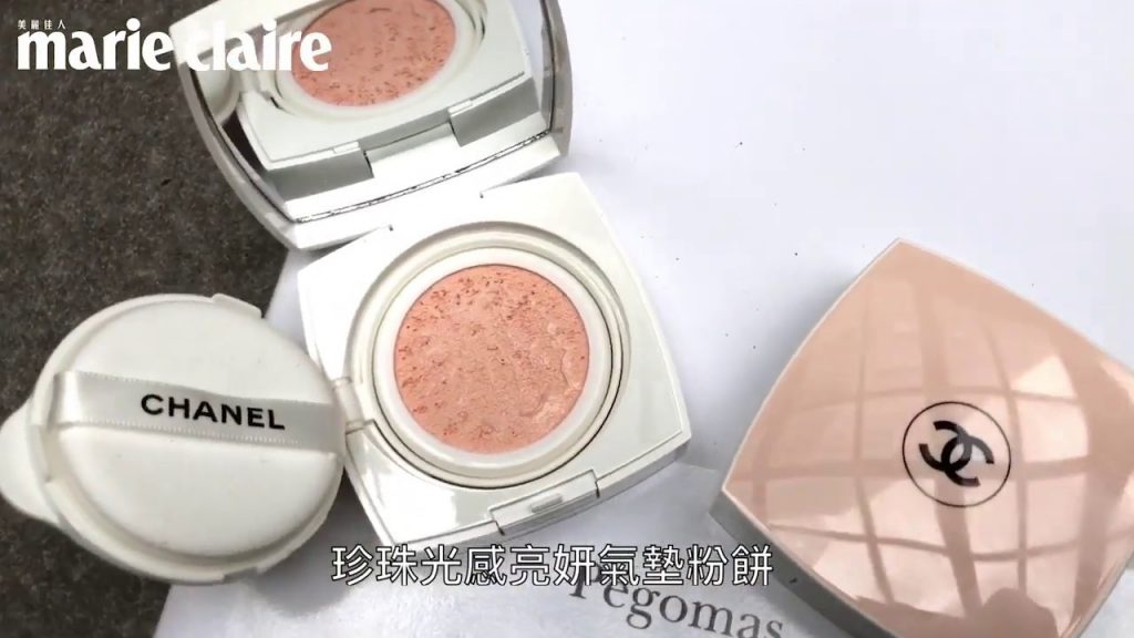 CHANEL 香奈兒美白季才有的珍珠光感氣墊粉餅,搭配粉紅色打亮露,一抹綻放超粉嫩玫瑰仙女光