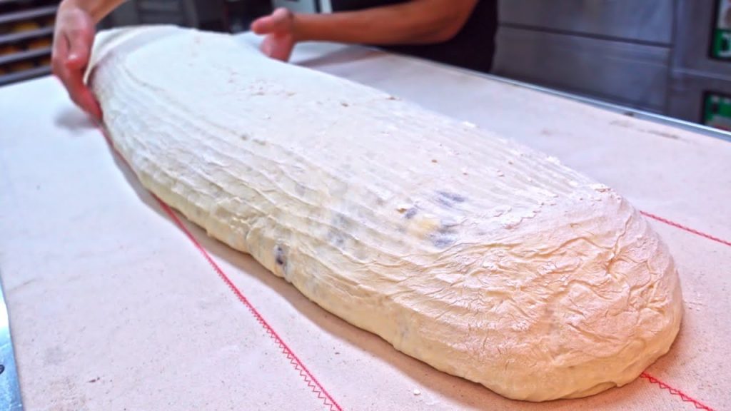 Amazing Giant Bread Stick Making / 巨型麵包製作, 每日限量11份 – Taiwan Food