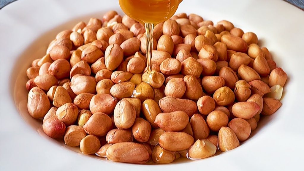 【小穎美食】油炸花生米,切記不要直接下鍋炸,多加2步,又香又脆超簡單