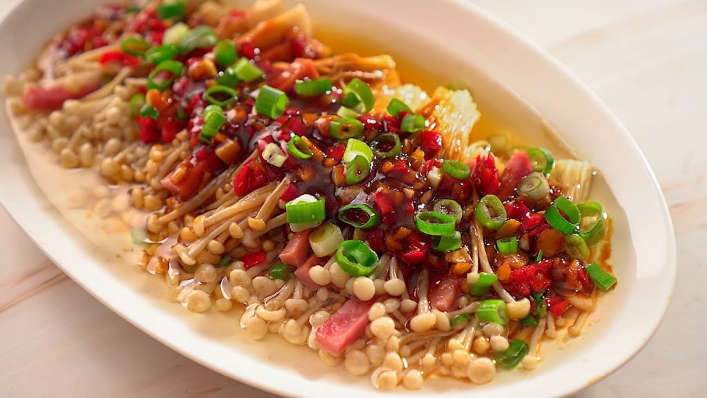 【1mintips】防疫快料理!五分鐘可以完成的油淋金針菇,光看就流口水!配麵配飯,讚!