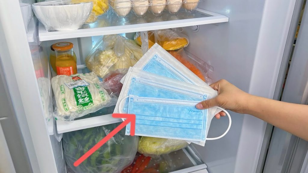 剛剛才知道,冰箱里放一個口罩,作用厲害了,一年省了不少電費,記得回家試試