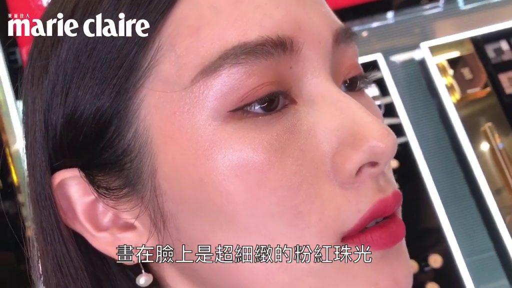 YSL 2020年限量3D星鑽打亮盤,細緻星星浮雕太美