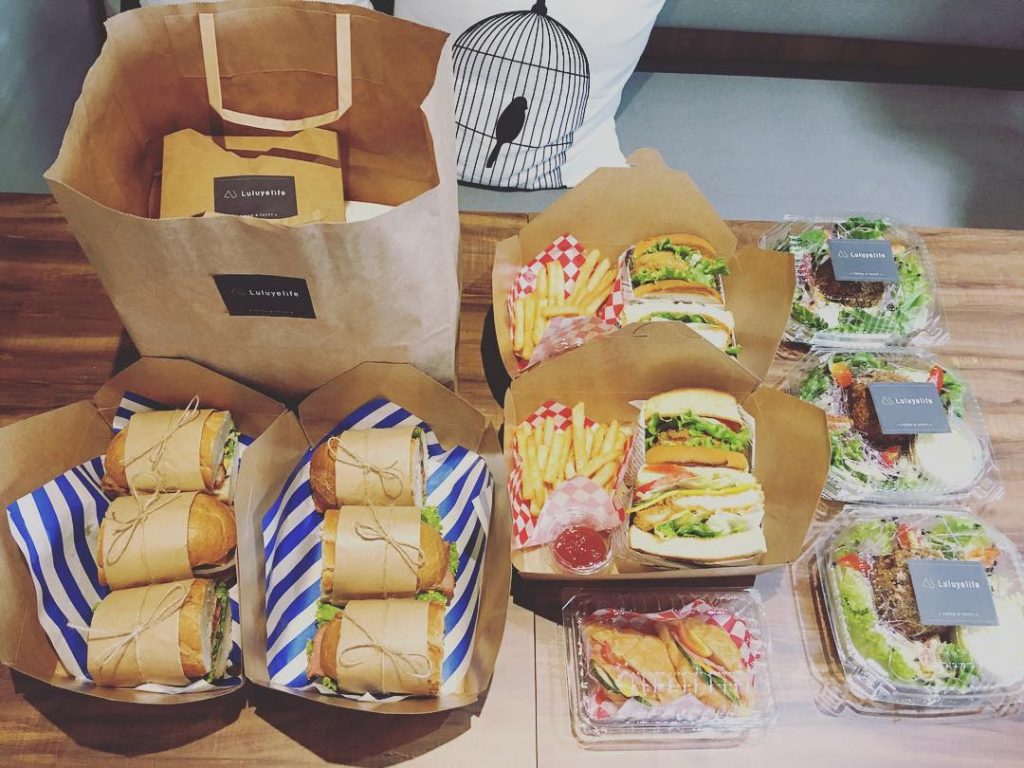 早安!
野餐要吃什麼?您還在傷腦筋嗎?
Luluyelife Café 提供野餐…