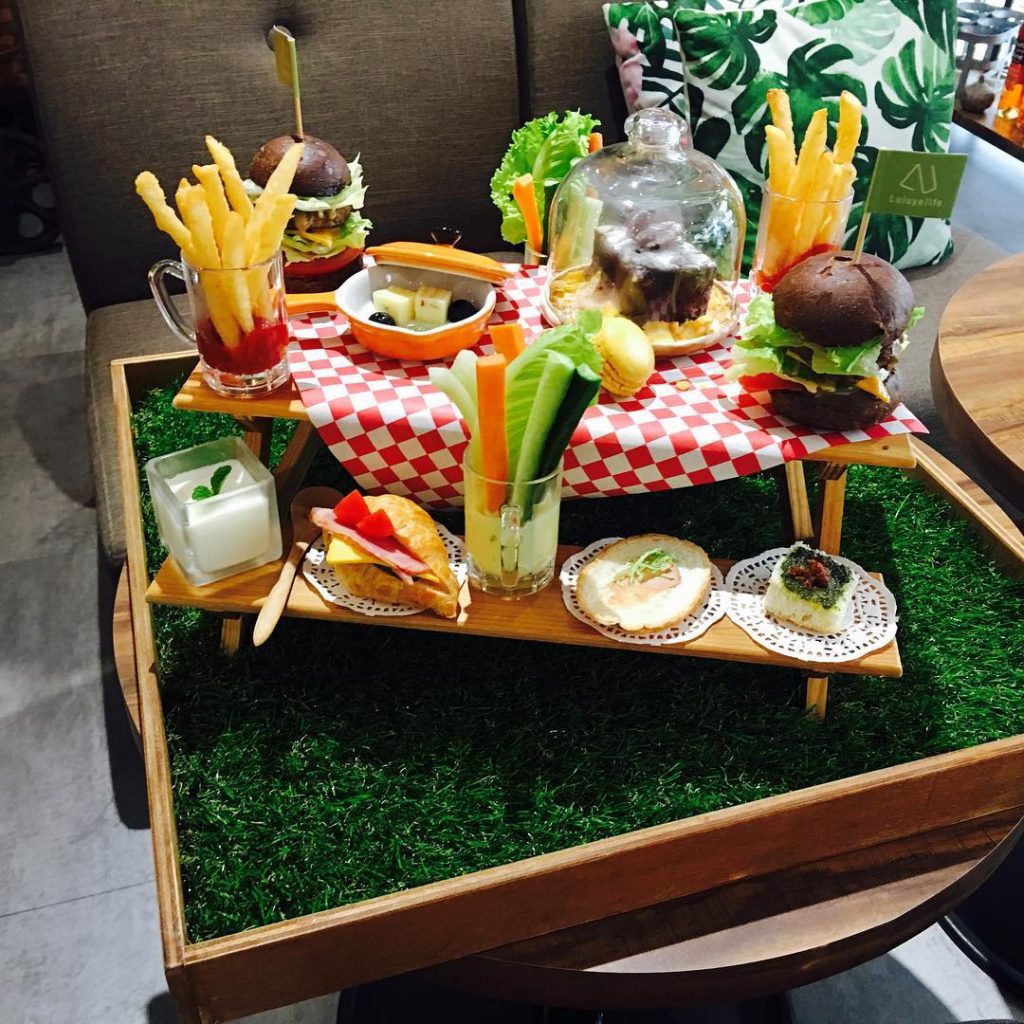 Luluyelife Café 即將推出雙人派對閨密餐,想知道有多優惠嗎?請鎖定…