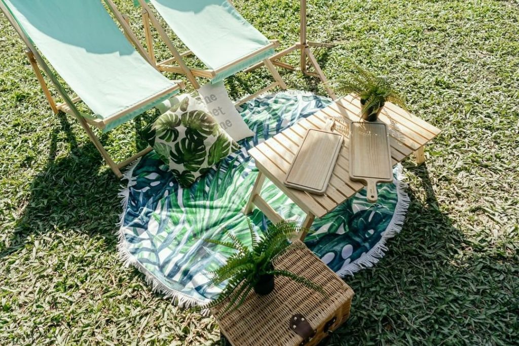 渡假微風 } 盛夏海邊風格包
每一日都在光影的變化下與時間怠惰,感受一縷風輕輕…