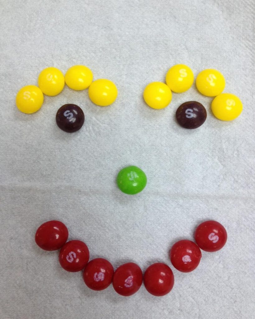 2020.1113 #叨唸
當大眾認定的不正常數多於正常數時,
是否兩者的角…