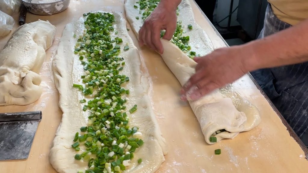 傳統芝麻麵包製作技巧 / 燒餅製作技巧 – 台灣街頭小吃