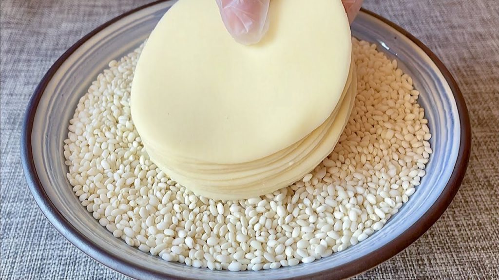 【小穎美食】餃子皮別包餃子了,加一碗糯米,比餃子還好吃,出鍋孩子搶著吃