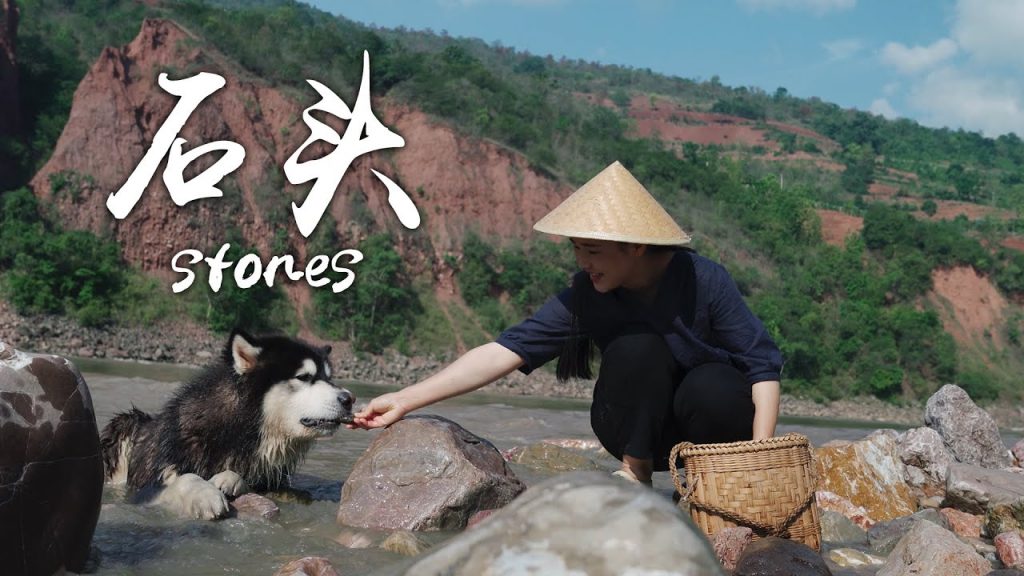撿了25斤石頭,做了一大桌“石頭宴”,還做了兩幅手工小畫【滇西小哥】
