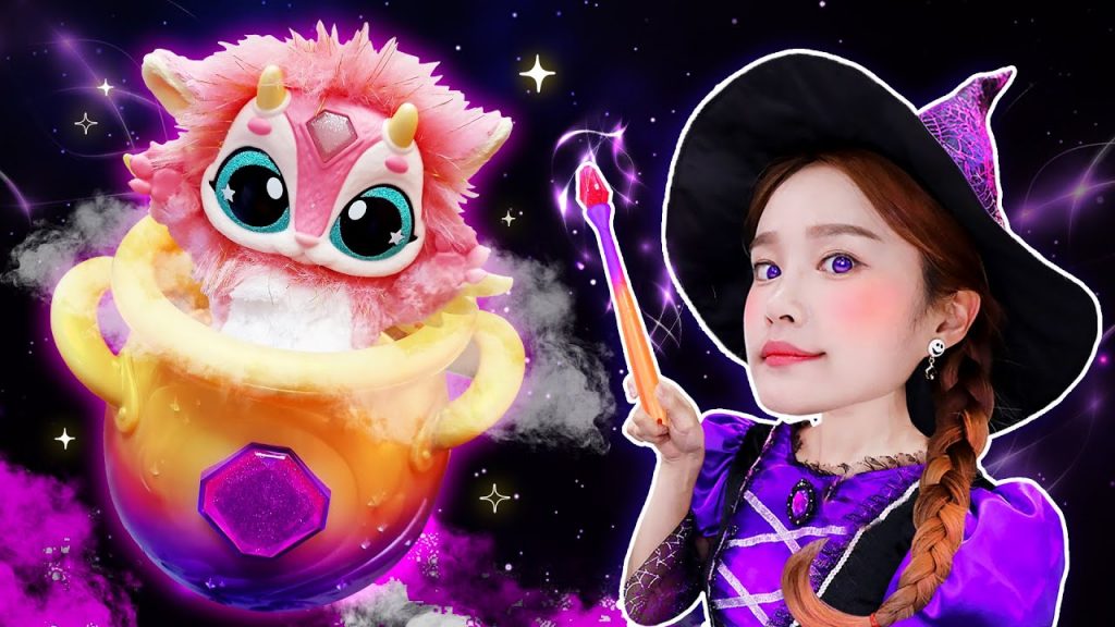 基尼女巫往魔法壺裡添加藥水之後,變出了可愛的娃娃哦!