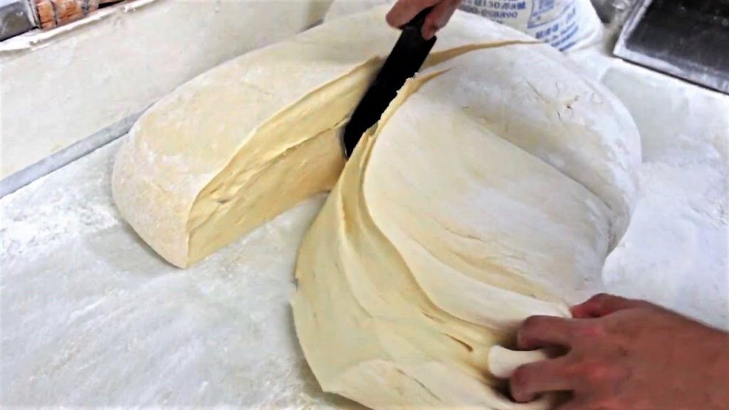 Amazing! Fried Twin Dough & Fried Taro Cake Making in Taiwan/芋泥餅, 雙胞胎(兩相好)製作 – Taiwanese Street Food