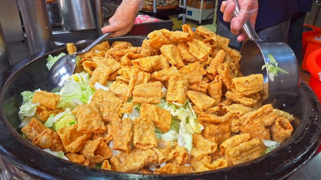 Fish head casserole/ 砂鍋魚頭 -Taiwanese street food