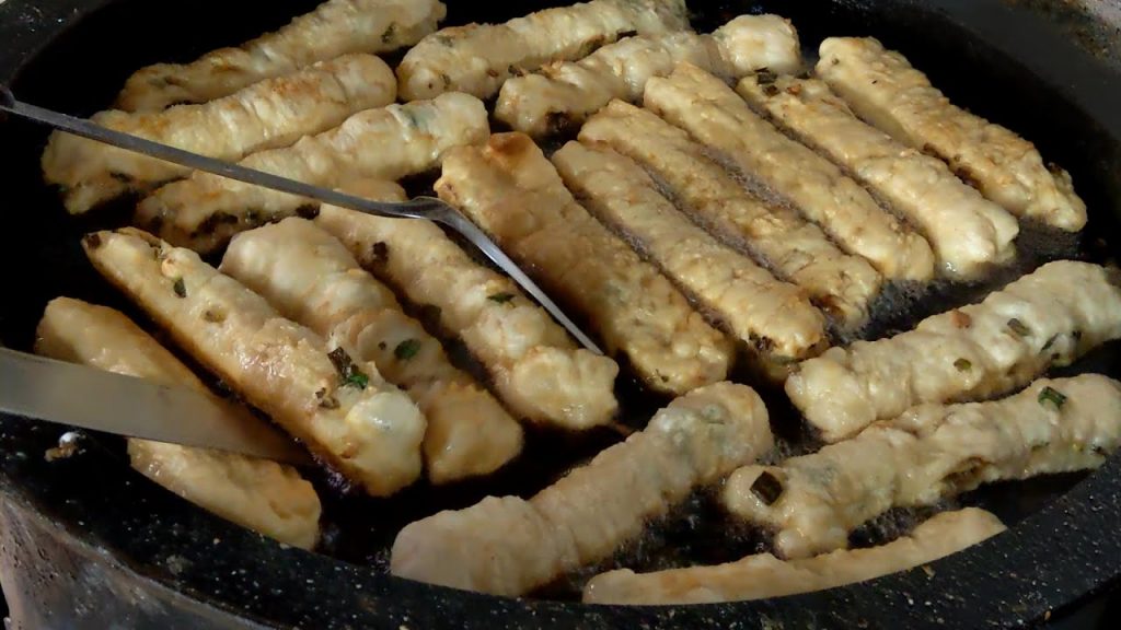 蔥仔條/Green Onion Pancake – 台灣街頭美食-大肚市場-台中美食