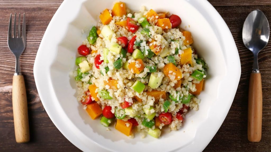 【1mintips】花椰菜米自己做,想不到這麼簡單! !多做一點冰起來,想吃隨時有! !