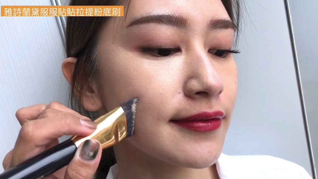 ESTEE LAUDER 雅詩蘭黛服服貼貼拉提粉底刷