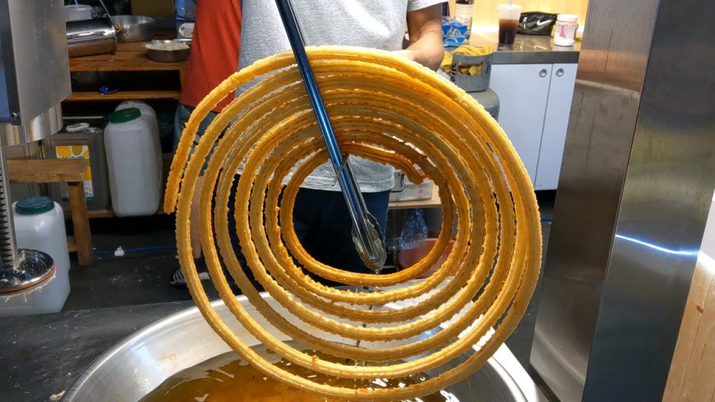 現作吉拿棒/churros-台灣街頭美食-彰化精誠夜市