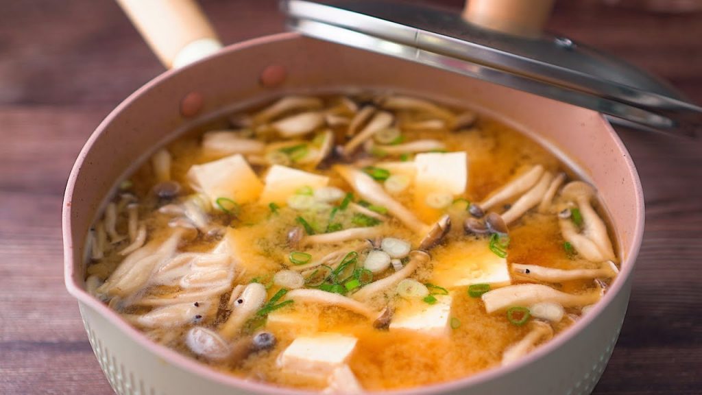 【1mintips】5分鐘可以快速上桌的家常湯! !材料簡單,你一定用得上!