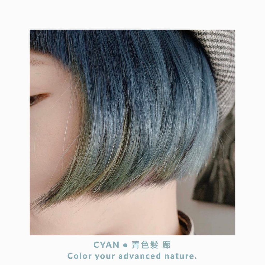 #Cyan青 #獨特而無法言語
–
技如其名
客人染了Cyan青
時間過了兩個多…