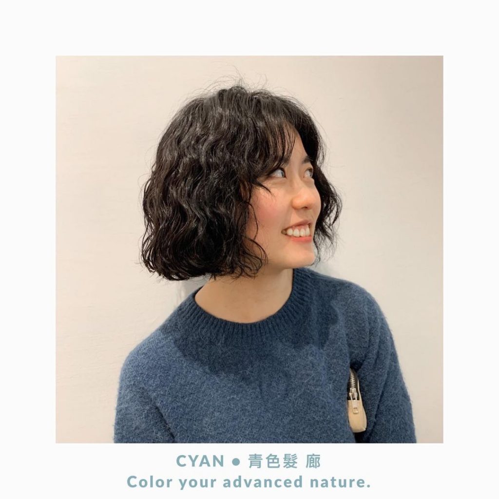 #Cyan女孩 #青色創作
–
齊長的短髮,怎麼做出自己的個性
也許搭配上一點復…