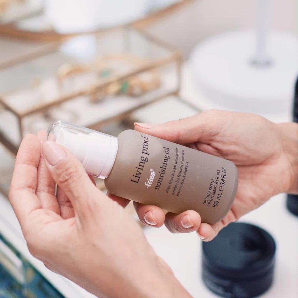 大家好呀~ 最近天氣真好熱喔
別忘了多喝水跟咖啡喔
(沒錯!曼達的胃已經滿血復活…