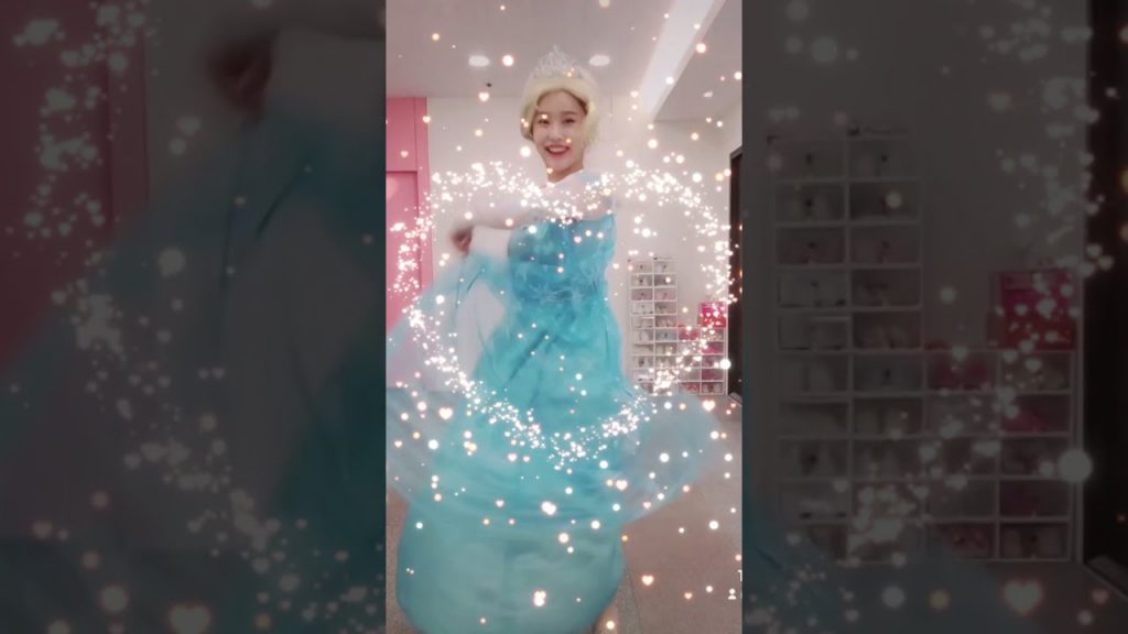 #今日份舞蹈打卡#每日一舞心情愉悅#誰還沒個公主夢#愛舞蹈愛生活#一起來舞蹈#舞台表演#愛舞蹈的小仙女#舞出好心情#嘿基尼