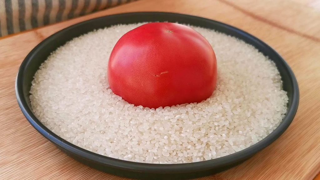 【小穎美食】大米加西紅柿這樣做太香了,不用煮不用蒸,出鍋比吃肉還過癮!