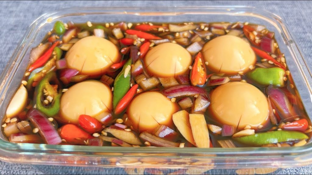 把雞蛋放入醬油中泡一泡,味道比茶葉蛋還香,學會了人人誇你是大廚 ,A recipe of Sauce egg , 酱鸡蛋 ,ソースエッグ ,소스 계란 ,सॉस अंडा