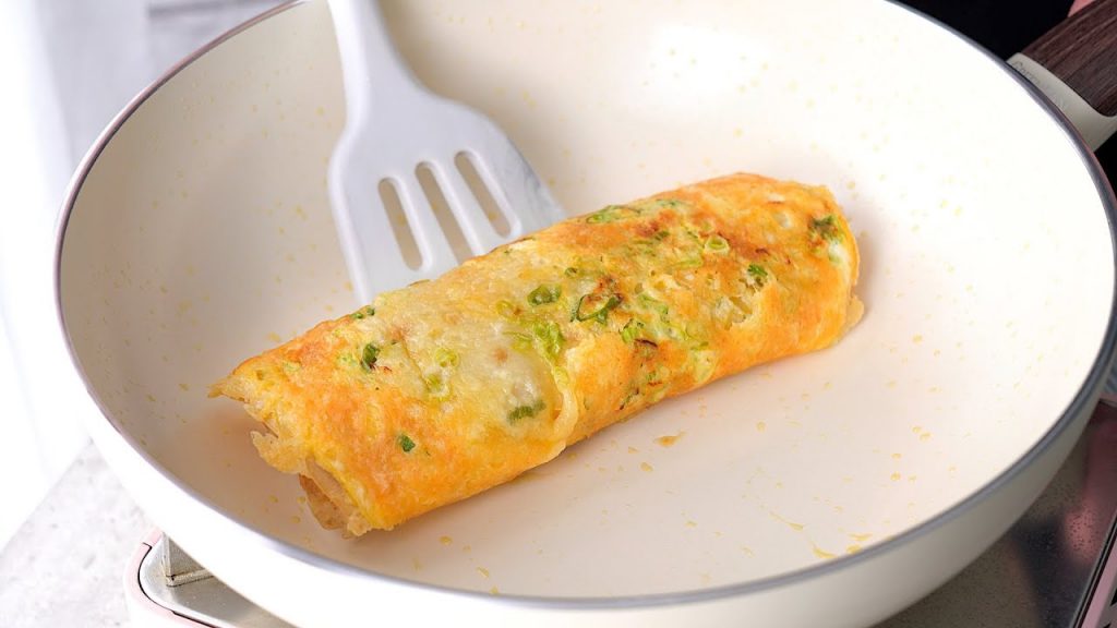 【1mintips】不用揉麵糰,蛋餅可以這樣做! !口感大提升,想包什麼料,自己決定超過癮! !想吃蛋餅?隨時都有!