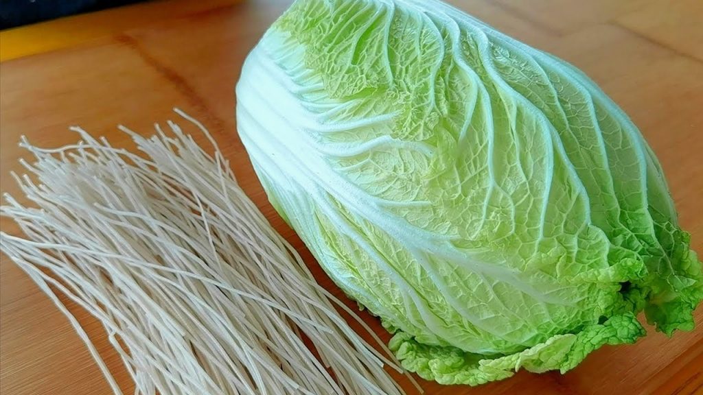 【小穎美食】白菜燉粉條怎麼做才好吃?原來訣竅在這裡,簡單美味,太香了