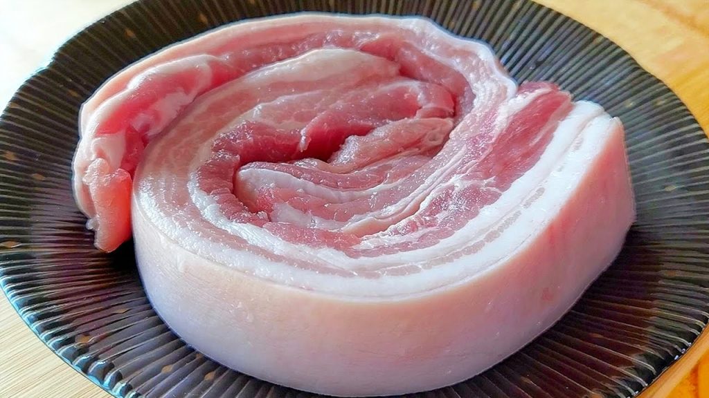 【小穎美食】五花肉別紅燒了,教你懶人做法,加4個雞蛋,出鍋連湯汁都不剩