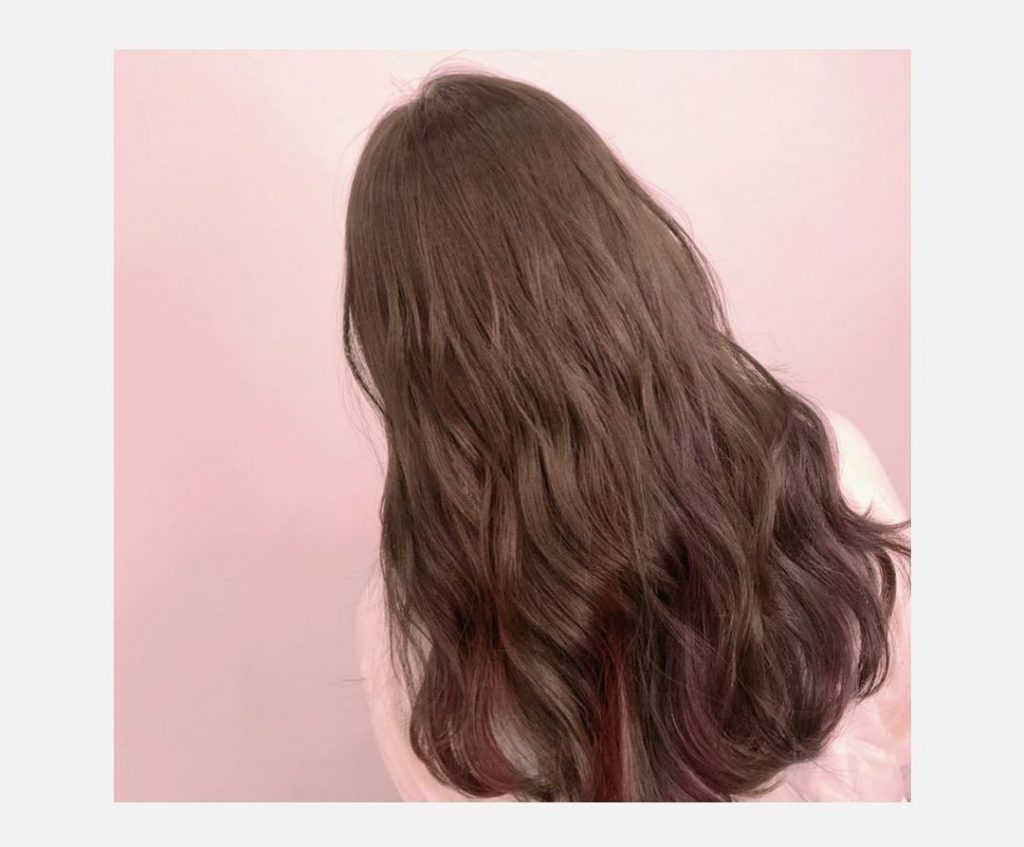 帶點橘帶點紅的咖啡
還是很多白皙女孩的愛好:)
–
–
年底特別忙碌請提前跟我們…