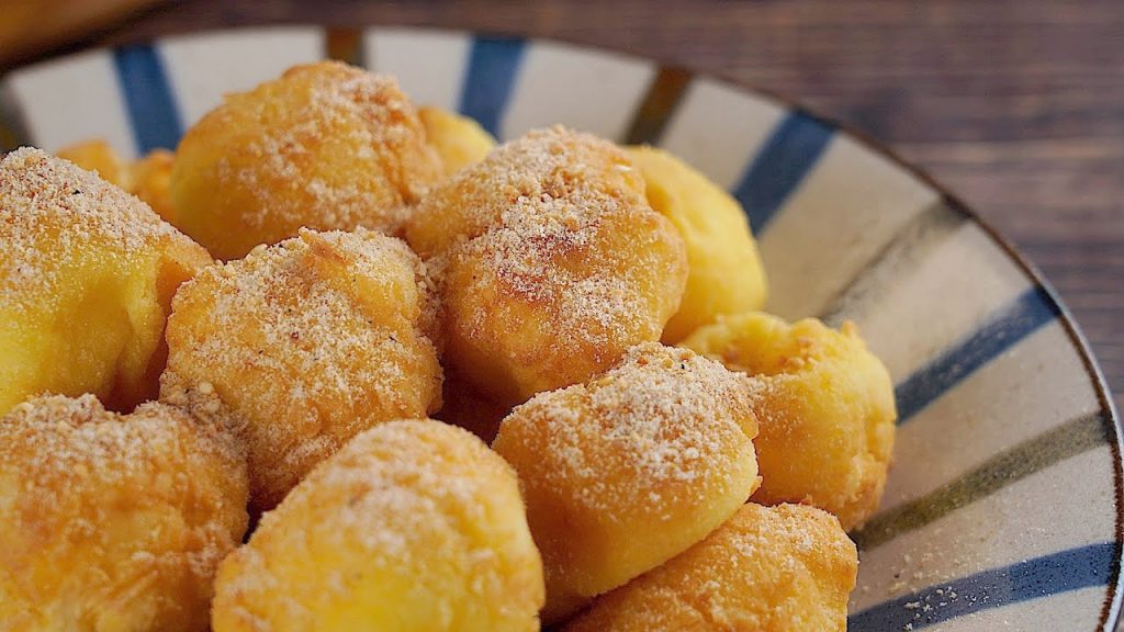 【1mintips】吐司變麻糬,真的太神奇! !無撇步,一炸就成功!家裡有剩下吐司?試試看,一吃上癮~