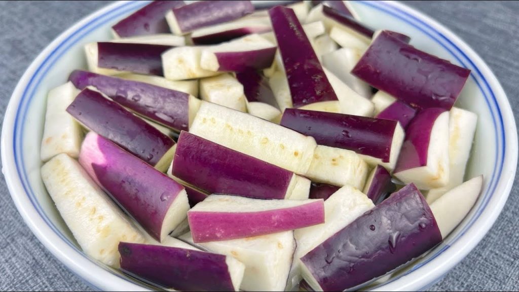 秋天要多吃茄子,教你一個新吃法,我家一周吃5次,真的太好吃了 , A recipe of eggplant ,Aubergine